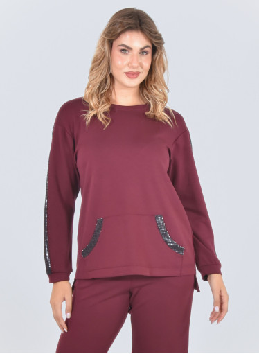 Άνετη βουργουνδί μπλούζα φόρμας με μαύρες λάμψεις