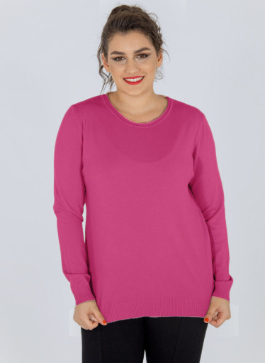 Απαλό πλεκτό φούξια πουλόβερ με στρογγυλή λαιμόκοψη