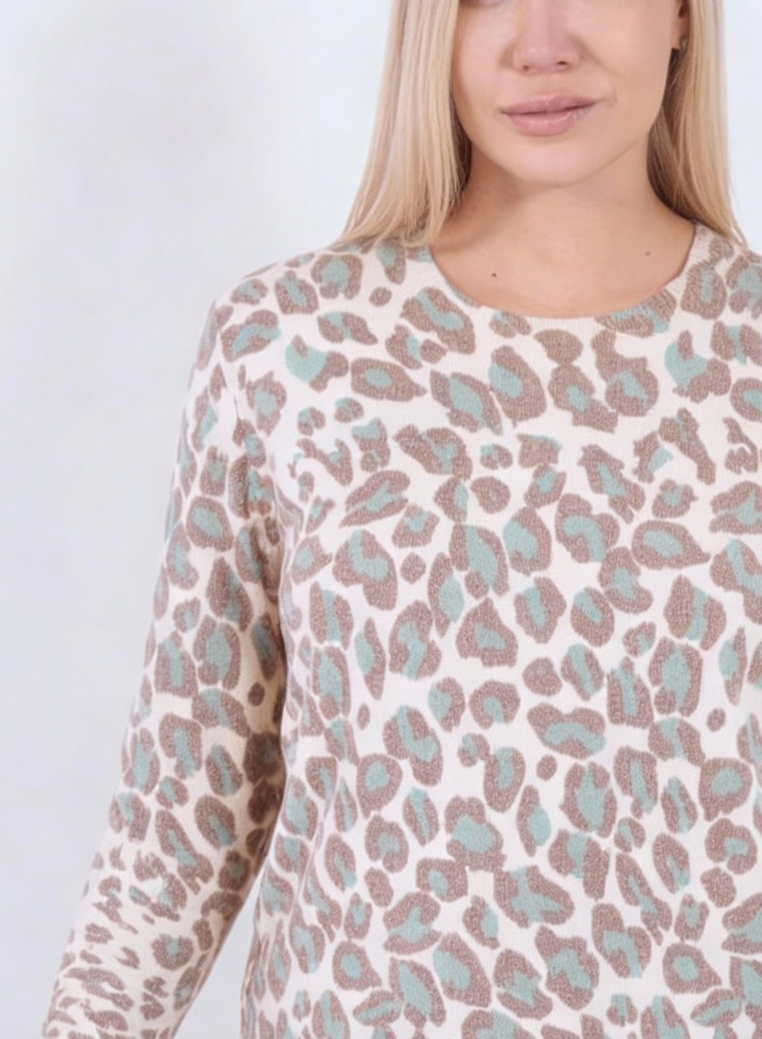 Λεοπάρ απαλό πουλόβερ με στρογγυλή λαιμόκοψη