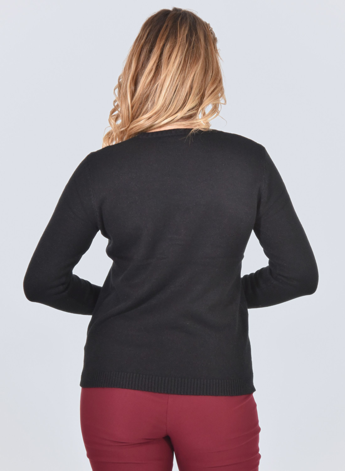 Μπλούζα μαυρ΄ή πλεκτή με ανάγλυφο σχέδιο πλεξούδα