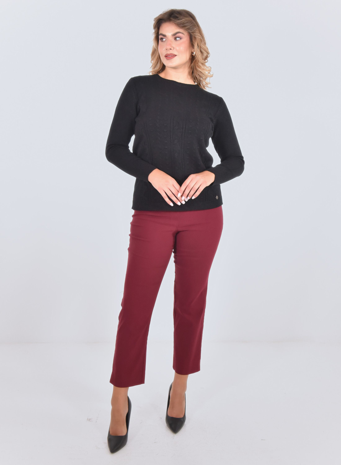 Μπλούζα μαυρ΄ή πλεκτή με ανάγλυφο σχέδιο πλεξούδα