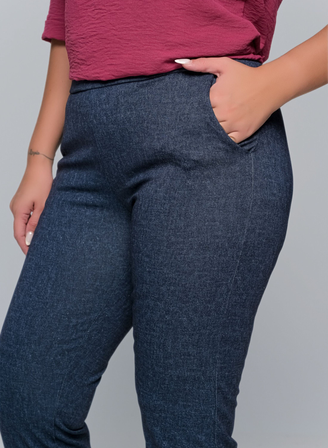 Παντελόνι - κολάν τύπου τζιν με τσέπες