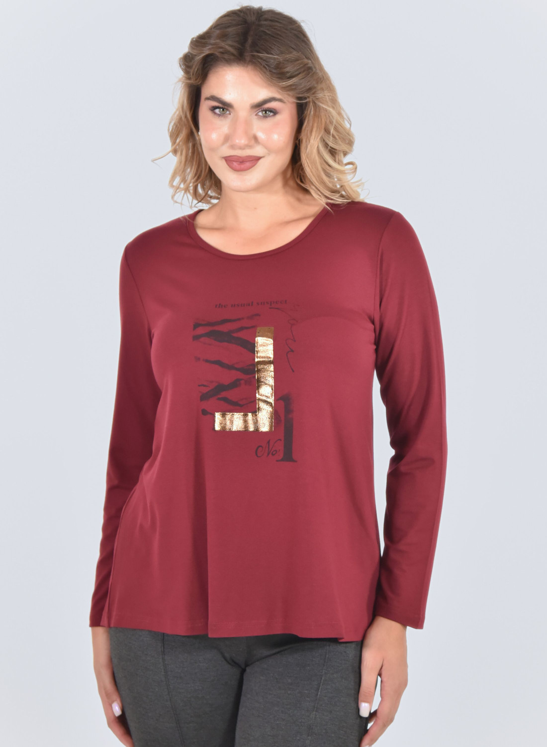 Μακρυμάνικη κόκκινη μπλούζα με στάμπα  Μακρυμάνικη κόκκινη μπλούζα με στάμπα