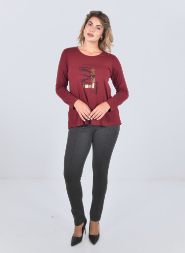Μακρυμάνικη κόκκινη μπλούζα με στάμπα  Μακρυμάνικη κόκκινη μπλούζα με στάμπα