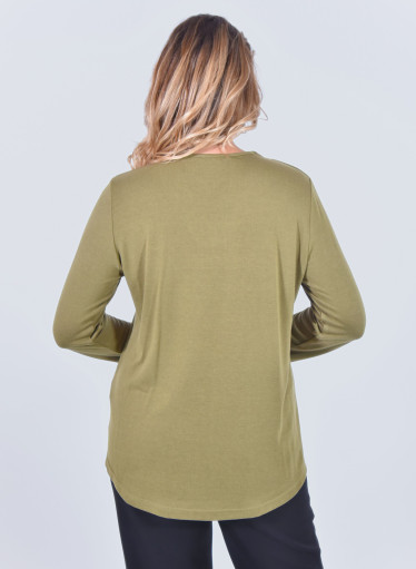 Ευκολοφ΄όρετη λαδί μπλούζα σε άλφα γραμμή