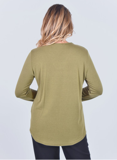 Ευκολοφ΄όρετη λαδί μπλούζα σε άλφα γραμμή