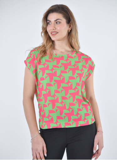 Μοντέρνα εμπριμέ μπλούζα Μοντέρνα εμπριμέ μπλούζα