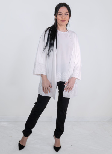 Λευκή αέρινη ζακέτα με δαντέλα