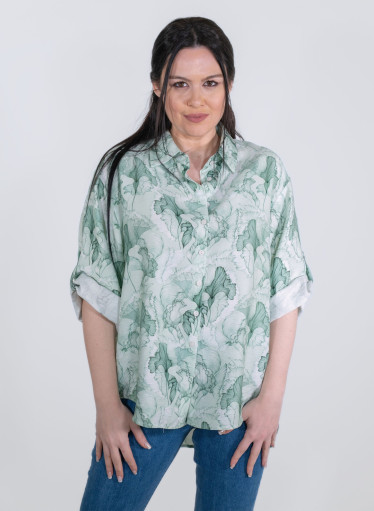 Ευκολοφόρετη εμπριμέ πουκαμίσα Ευκολοφόρετη εμπριμέ πουκαμίσα