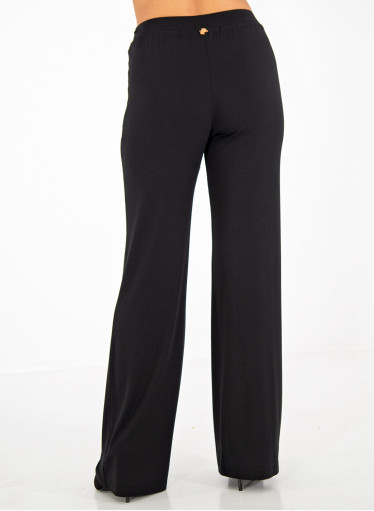 Μαύρη παντελόνα με λάστιχο στη μέση