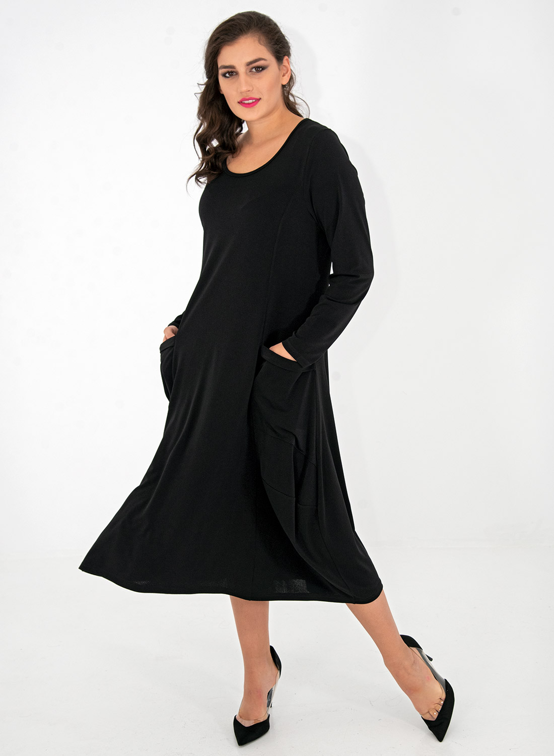 Μαύρο ριχτό φόρεμα με τσέπες