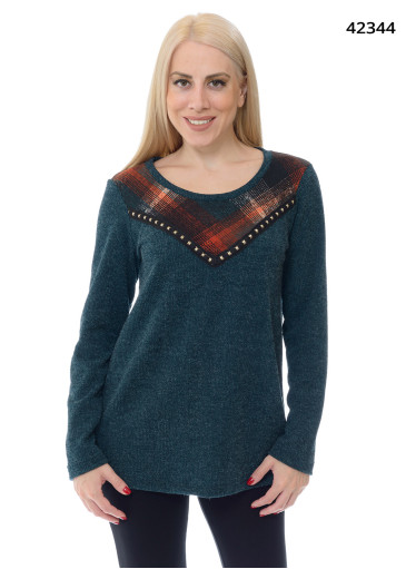 Μονόχρωμη μπλούζα με καρό σχέδιο