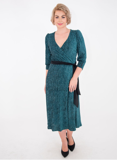 Εντυπωσιακό θηλυκό φόρεμα