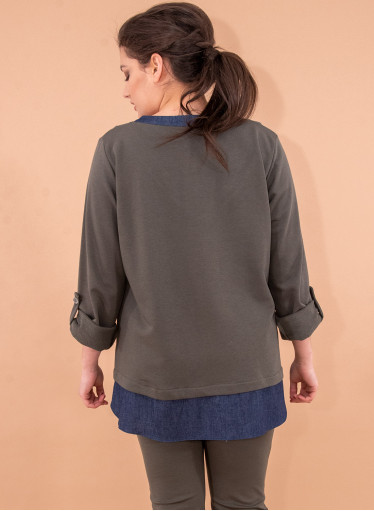 Χακί μπλούζα με τζιν λεπτομέρειες