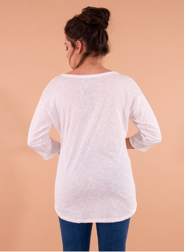 Λευκή βαμβακερή μπλούζα με κόμπο