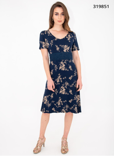 Μπλε φλοράλ φόρεμα με δαντέλα Μπλε φλοράλ φόρεμα με δαντέλα