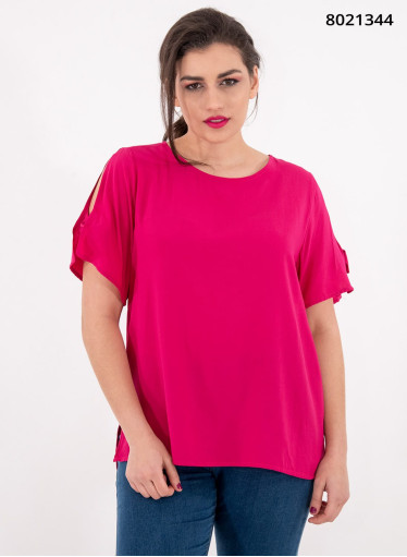 Αέρινη μονόχρωμη μπλούζα με άνοιγμα 