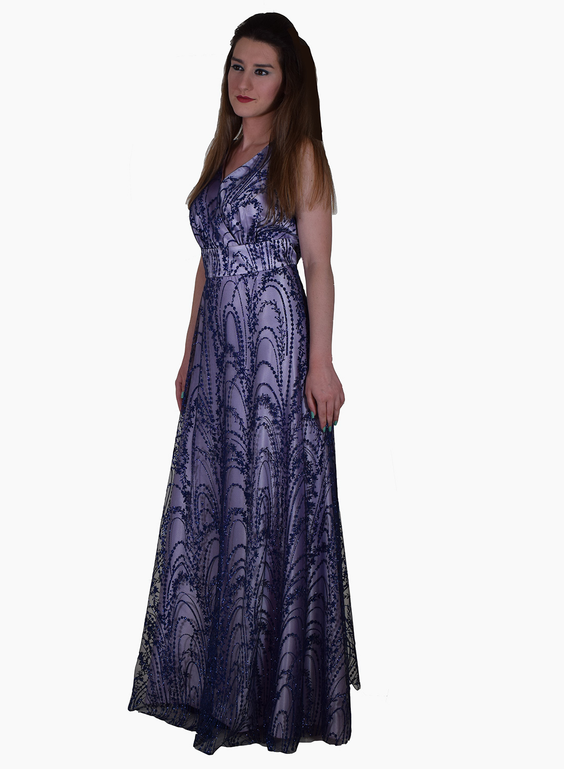 Εντυπωσιακό φόρεμα με θηλυκό μπούστο