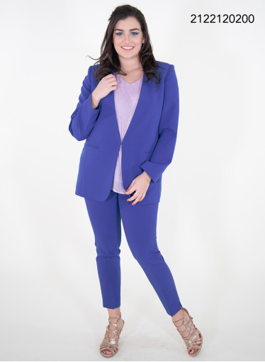 Κομψό μπλε σακάκι Κομψό μπλε σακάκι