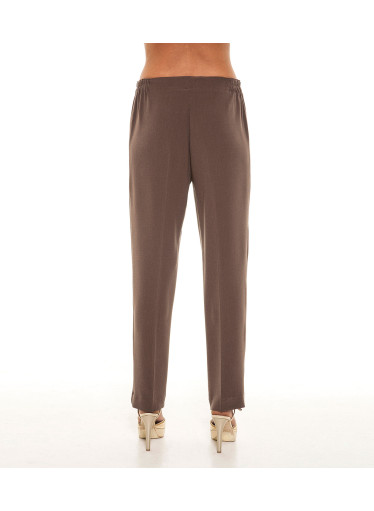 Παντελόνι σε κλασική γραμμή με λάστιχο δεξιά & αριστερά