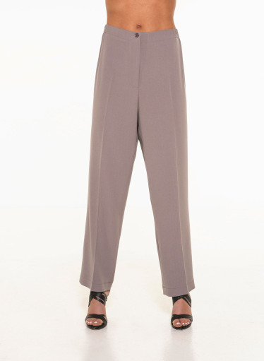 Παντελόνι σε κλασική γραμμή με λάστιχο δεξιά-αριστερά Παντελόνι σε κλασική γραμμή με λάστιχο δεξιά-αριστερά